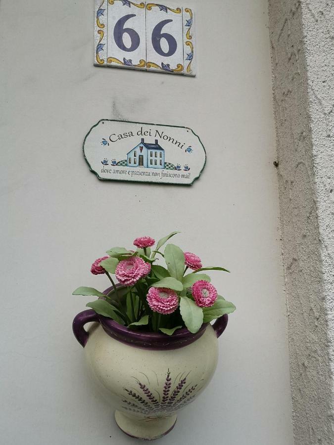 La Casa Dei Nonni Apartment Bussoleno Bagian luar foto