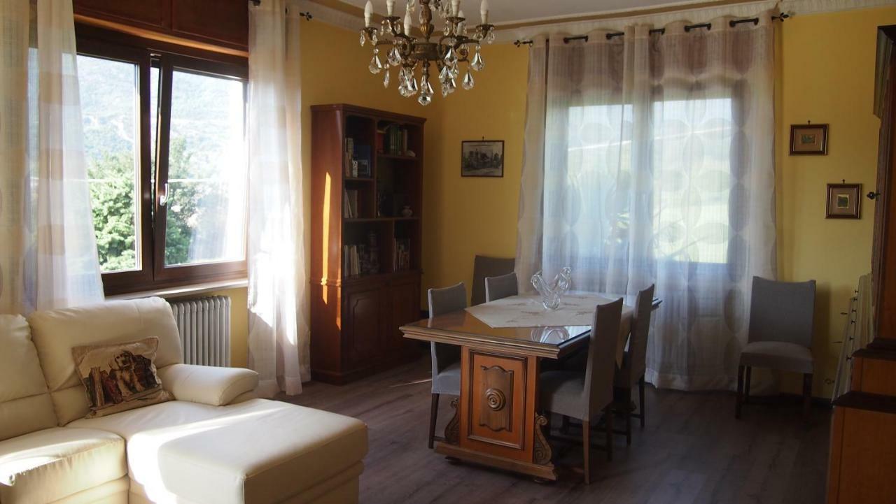 La Casa Dei Nonni Apartment Bussoleno Bagian luar foto